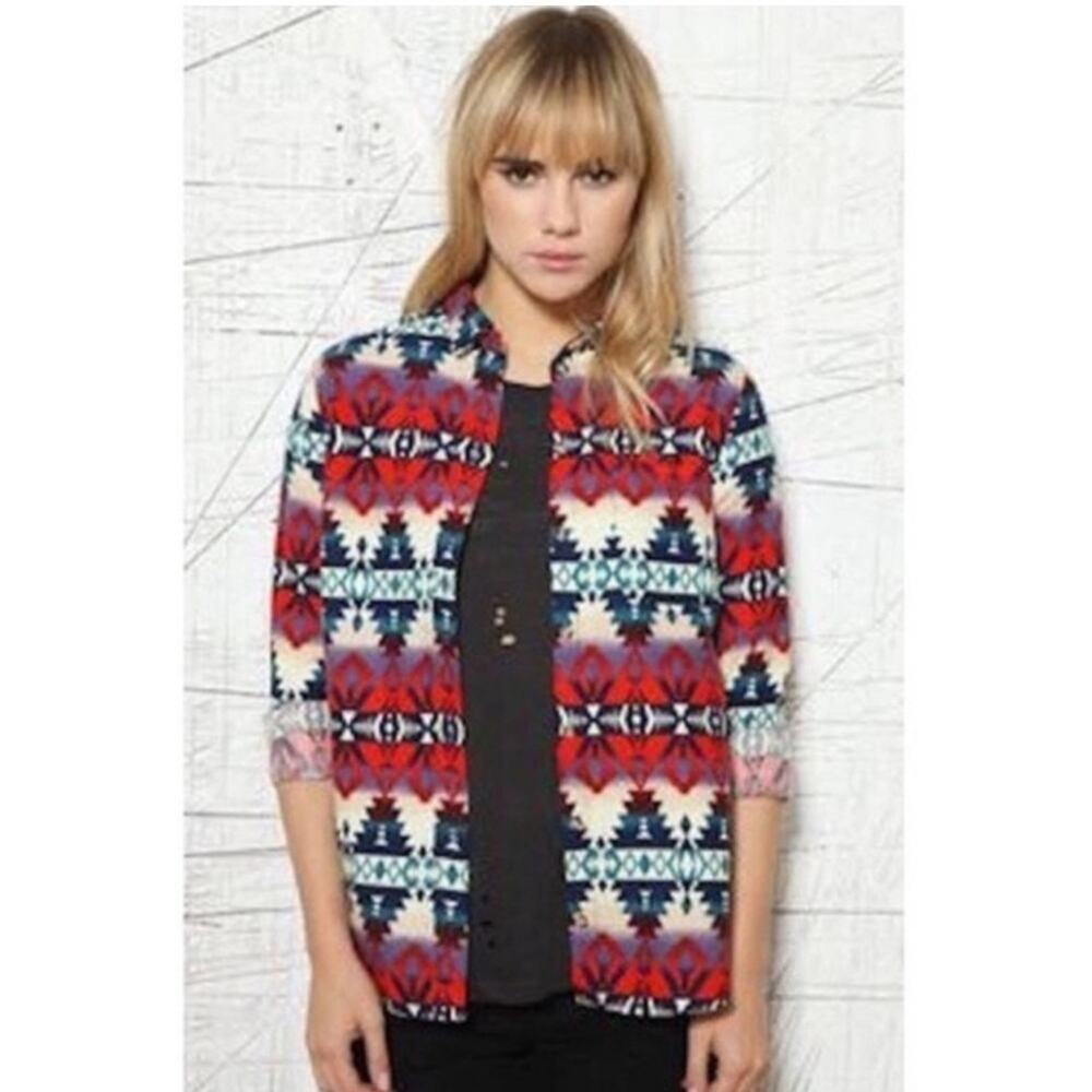 Urban Outfitters BDG Tribal Print Flannel Shirt Blue Red‎ Aztec Western Small